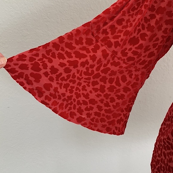 Talbots Velvet Burn-out Animal Pattern Top - Picture 7 of 13